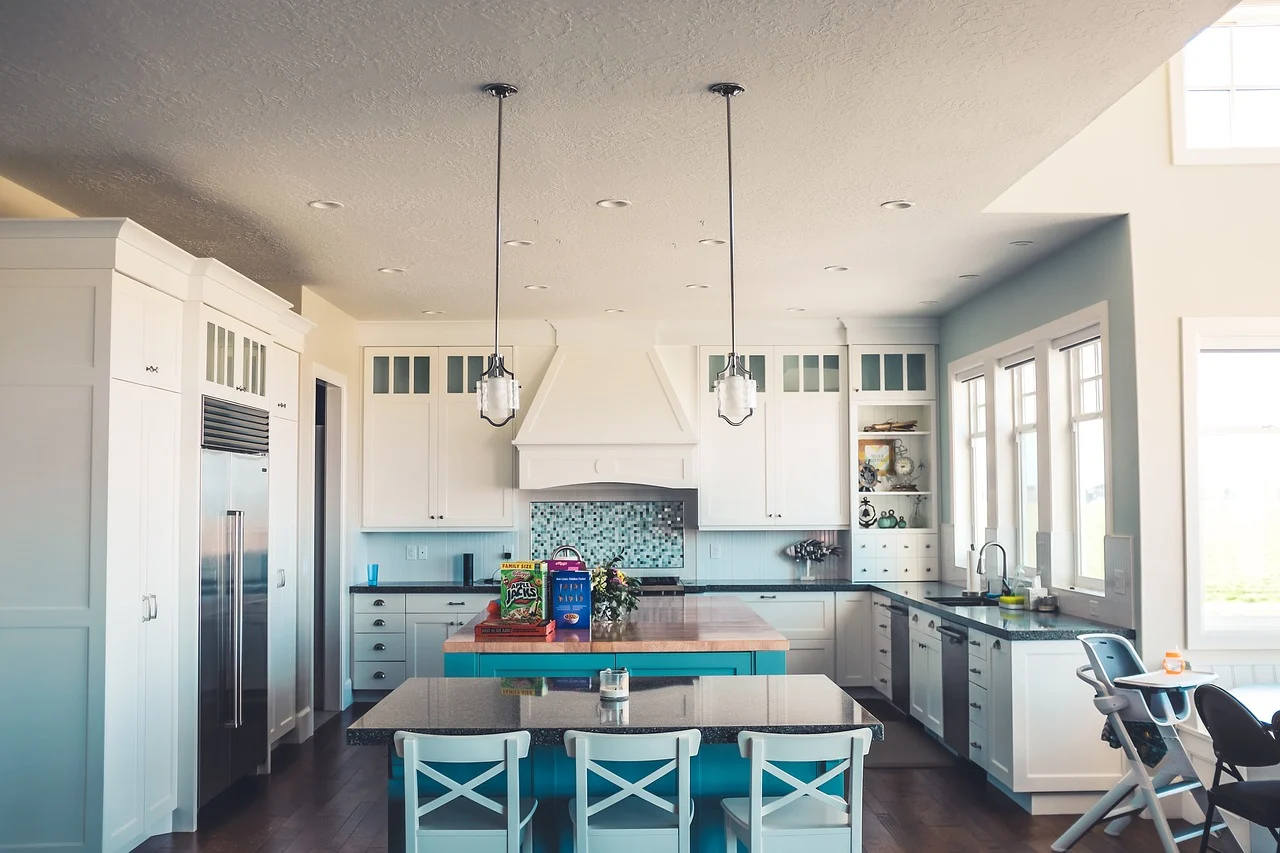 Big kitchen