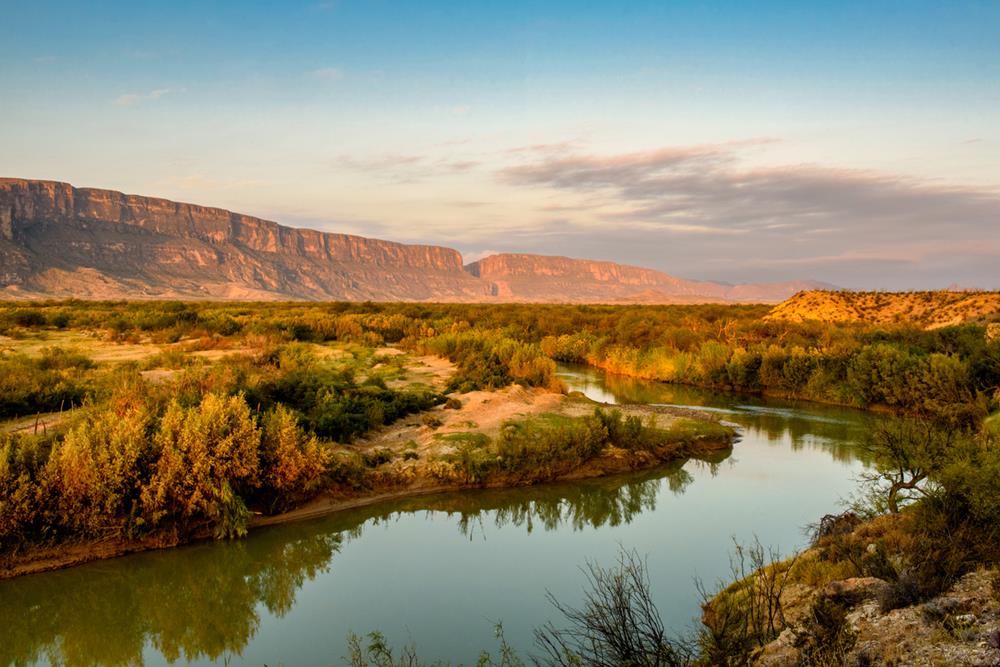 Early morning view along the Rio Grande looking towards Santa Elena Canyon at the Big Bend National Park, Texas